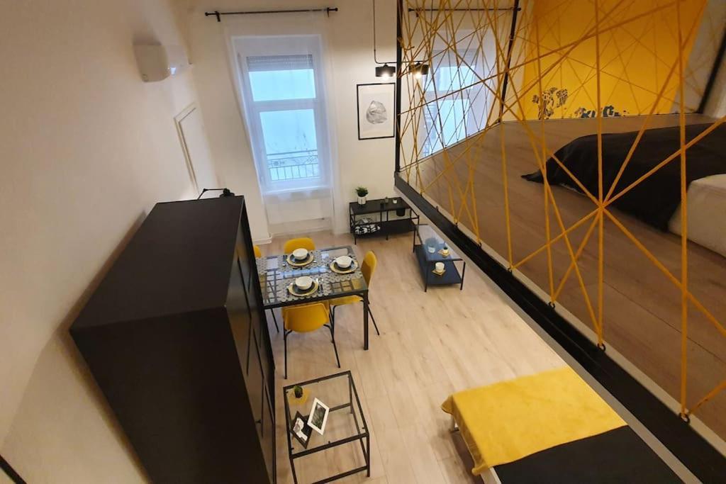 Violet Apartment With Air Condition Budapešť Exteriér fotografie